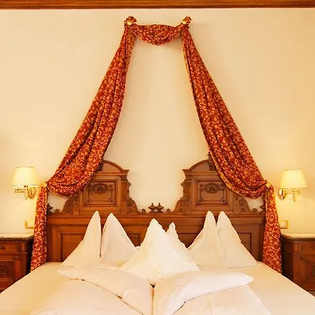 Maria Hotel Dorf Tirol